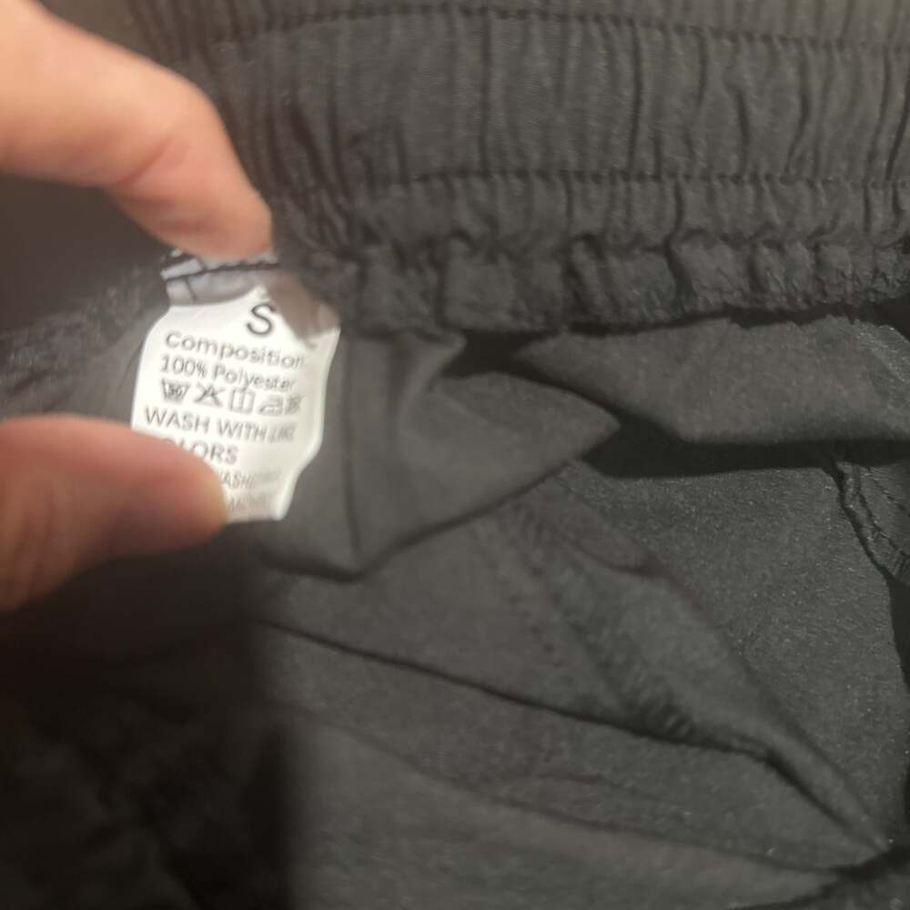 Tech Training Shorts - Picture 3 of 4